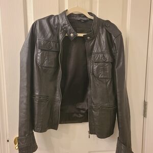 Chic Black Leather Jacket